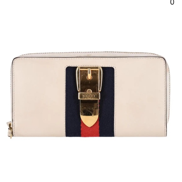 Authentic GUCCI Sylvie cream leather and stripe gold buckle wallet - Picture 4 of 16